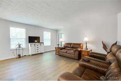 316 Warm Springs Drive, Fairborn, OH 45324 - Photo 6