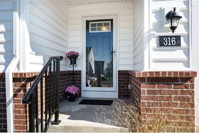 316 Warm Springs Drive, Fairborn, OH 45324 - Photo 4