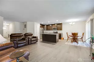 316 Warm Springs Dr, Fairborn, OH 45324 - Photo 10