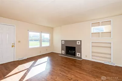 139 Hower Lane, Fairborn, OH 45324 - Photo 6