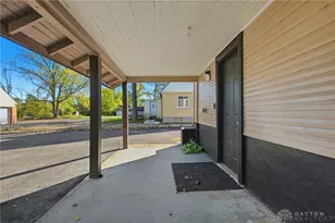 2520 Harshman Rd, Dayton, OH 45424 - Photo 38