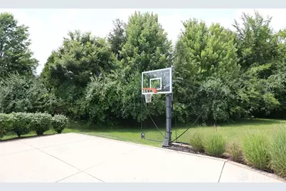 1029 Stay Lit Court, Bellbrook, OH 45305 - Photo 8