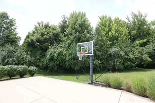 1029 Staylit Ct, Bellbrook, OH 45305 - Photo 8