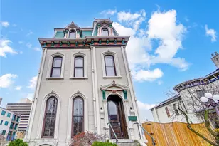 208 W Monument Ave, Dayton, OH 45402 - Photo 1