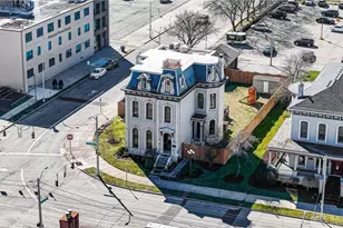 208 W Monument Ave, Dayton, OH 45402 - Photo 2