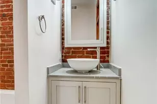 208 W Monument Ave, Dayton, OH 45402 - Photo 60