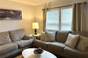 1890 Stedman Ln, Beavercreek, OH 45432 - Photo 4