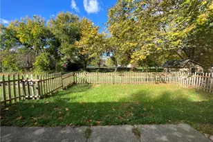 1811 Greenbriar Dr, Troy, OH 45373 - Photo 8