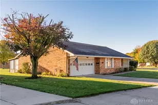 6936 Willow Tree Ln, Dayton, OH 45424 - Photo 2