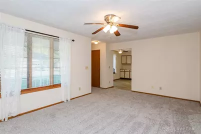 6936 Willow Tree Lane, Dayton, OH 45424 - Photo 8