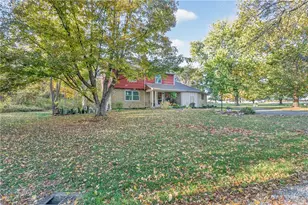 5940 Horseshoe Bend Rd, Ludlow Falls, OH 45339 - Photo 4