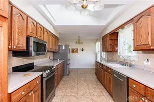 6250 Fairfield Pike, Enon Vlg, OH 45323 - Photo 16