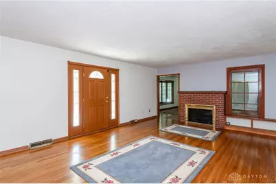 6250 Fairfield Pike, Enon Vlg, OH 45323 - Photo 6