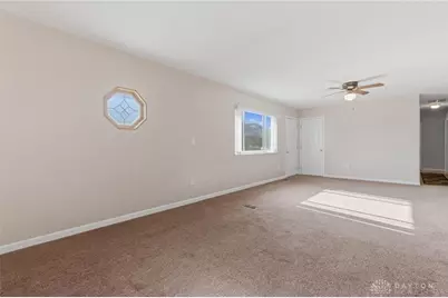 6596 Oak Hill Drive, Enon Vlg, OH 45323 - Photo 8