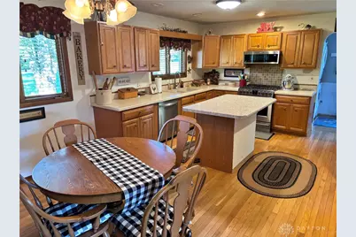 8721 Haddix Road, Fairborn, OH 45324 - Photo 6