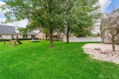 9528 Summer Wind Trail, Miamisburg, OH 45342 - Photo 6