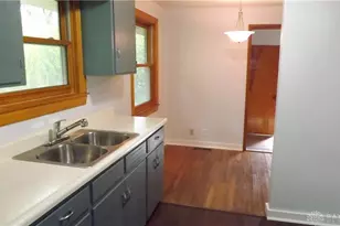 2146 Oxmoor Dr, Beavercreek, OH 45431 - Photo 8