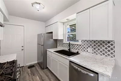 552 N Tionda Drive, Vandalia, OH 45377 - Photo 10