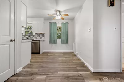 552 N Tionda Drive, Vandalia, OH 45377 - Photo 8