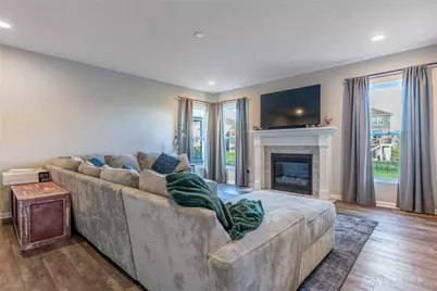 419 Carleton Drive, Sugarcreek Twp, OH 45440 - Photo 8