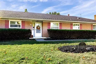 160 Ashford Dr, Washington Twp, OH 45459 - Photo 10