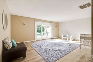 160 Ashford Dr, Washington Twp, OH 45459 - Photo 2