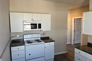 1834 E 5th St, Dayton, OH 45403 - Photo 2