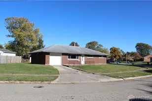 5669 Traymore Dr, Dayton, OH 45424 - Photo 1