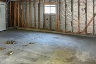 687 Randolph St, Dayton, OH 45417 - Photo 18