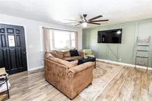 104 Oxford Dr, Greenville, OH 45331 - Photo 8