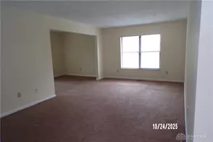 720 Talowood Dr, Beavercreek, OH 45430 - Photo 8