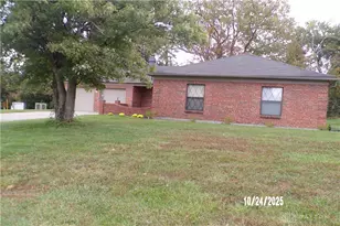 720 Talowood Dr, Beavercreek, OH 45430 - Photo 2