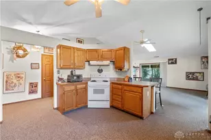 114 Brumbaugh Ct, Englewood, OH 45322 - Photo 8