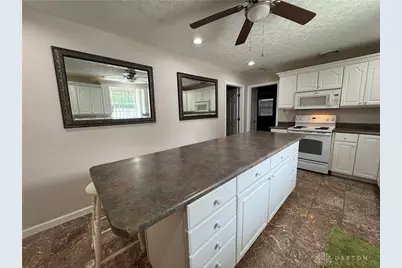 523 Newport Road, Xenia, OH 45385 - Photo 12