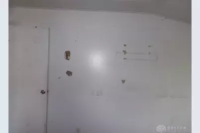 686 S Riverview Avenue, Miamisburg, OH 45342 - Photo 18