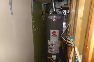 686 S Riverview Ave, Miamisburg, OH 45342 - Photo 12