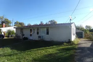 686 S Riverview Ave, Miamisburg, OH 45342 - Photo 1