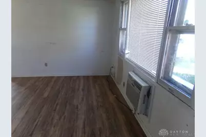 686 S Riverview Avenue, Miamisburg, OH 45342 - Photo 4