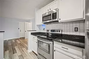 2021 Meadowside Ln, Washington Twp, OH 45458 - Photo 14