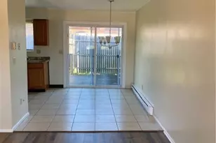 4556 Wayne Meadows Cir, Dayton, OH 45424 - Photo 2