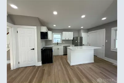 69 E Beechwood Avenue, Dayton, OH 45405 - Photo 18