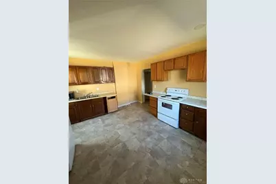 916 N Euclid, Dayton, OH 45402 - Photo 10