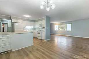 9375 Shawhan Dr, Centerville, OH 45458 - Photo 6