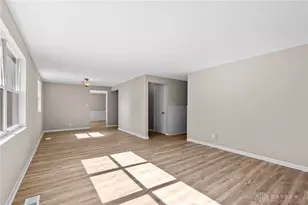 1296 Horizon Dr, Fairborn, OH 45324 - Photo 10