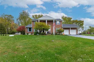 7710 Crestway Rd, Clayton, OH 45315 - Photo 2