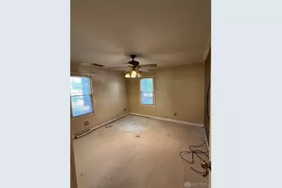 175 N Northampton Avenue, Dayton, OH 45417 - Photo 10