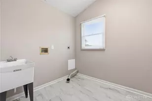 1734 Rosina Dr, Miamisburg, OH 45342 - Photo 16