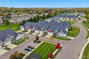 629 Bungalow Ct, Dayton, OH 45430 - Photo 2