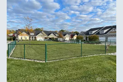 629 Bungalow Court, Dayton, OH 45430 - Photo 44