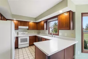 2491 Spicer Dr, Dayton, OH 45431 - Photo 16